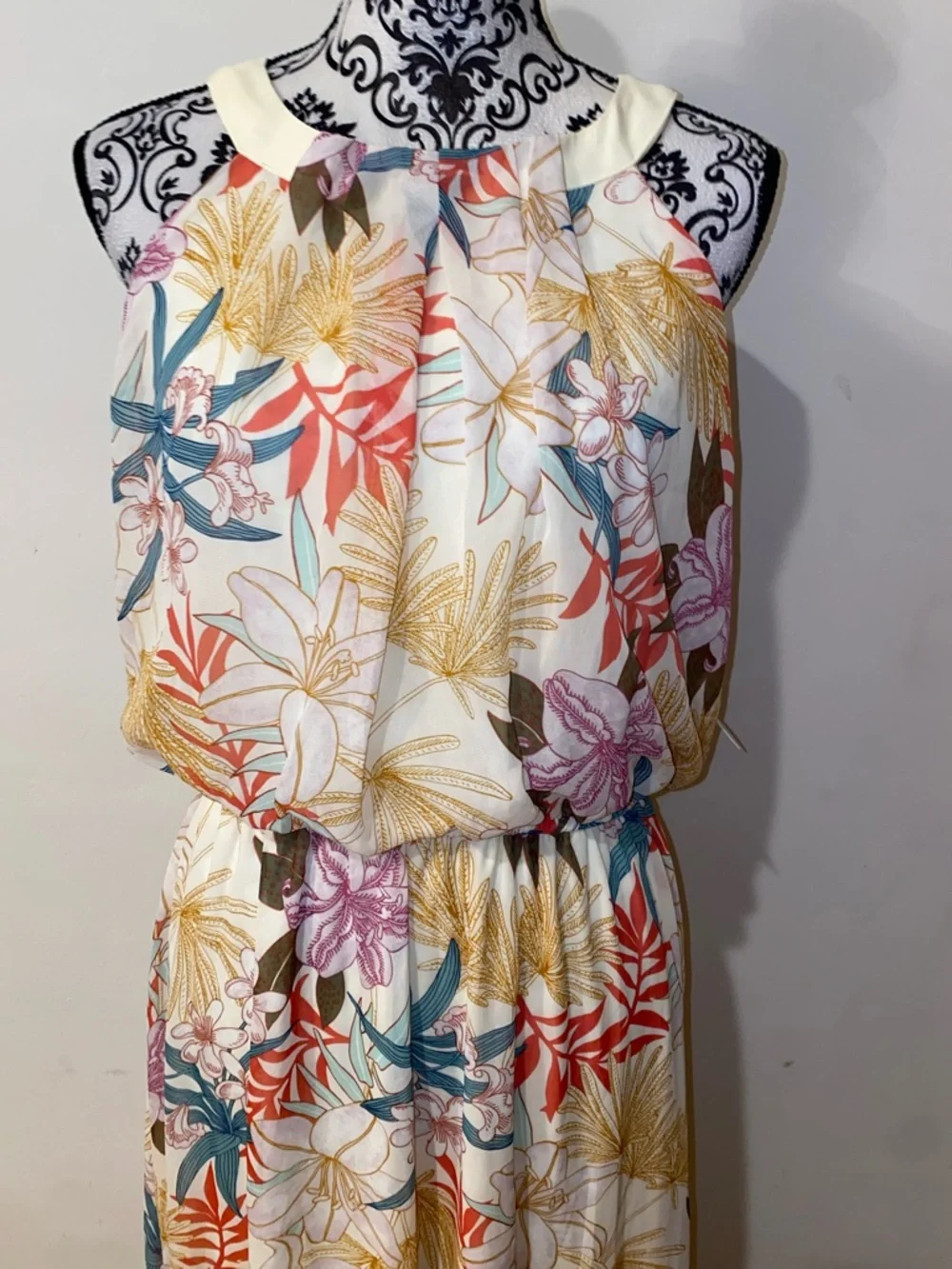 NWT! Robbie Bee Cream Maxi Dress with Coral, Teal & Mustard Floral Print Size 14 - Picture 2 of 16